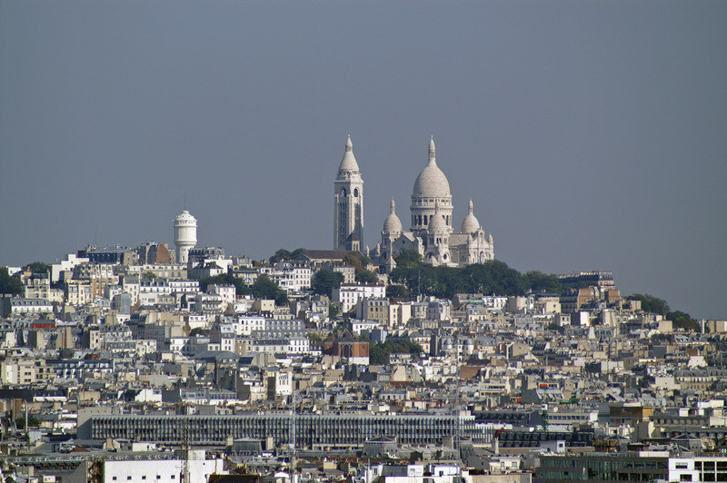 Quận 18 nơi tọa lạc của thành phố Montmartre