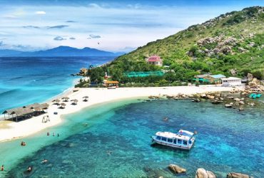 Bãi tắm đôi ở Hòn Nội, Nha Trang
