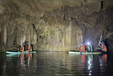 Phát hiện ra hang Sơn Nữ